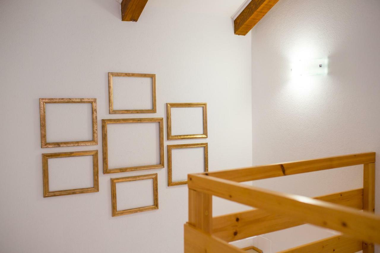 Ana Apartments Blace Bagian luar foto